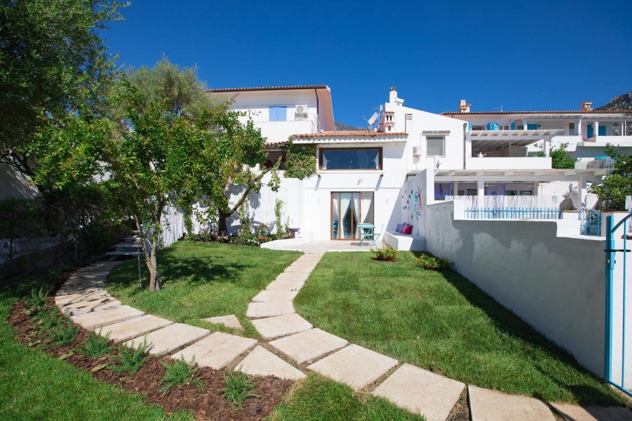 Palmasera Charming Suites Cala Gonone Esterno foto
