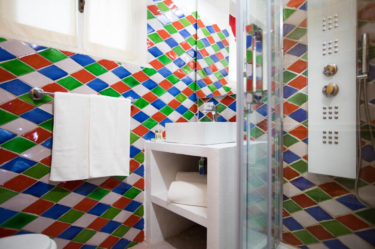 Palmasera Charming Suites Cala Gonone Esterno foto